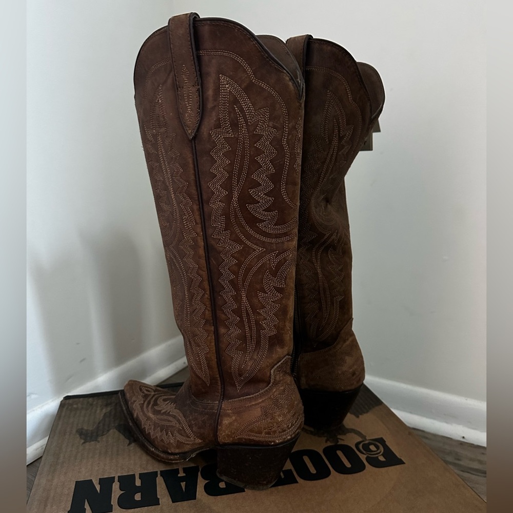 Ariat Brown Heeled Boots - Picture 11 of 14